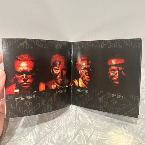 Sepultura - Roots (1996) - Picture 10 of 13